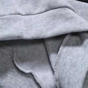Sudadera extragrande de alta calidad con estampado en relieve y logotipo personalizado para hombre, estilo streetwear. - Product Image 3