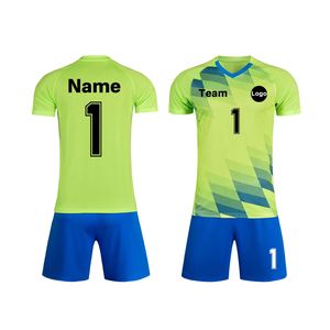 Uniformes Deportivos de Fútbol de Alta Calidad, Diseño Personalizado, Nueva Llegada, Uniforme de Fútbol Masculino para Venta en Línea - Product Image 1