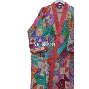Robe Kimono Courte Vintage Chic en Kantha Brodé, Manteau Indien pour Femme Été Hiver, Manches Longues Matelassé 100% Coton Col en V - Product Image 2