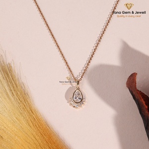 Pendentif demi-halo en diamant de laboratoire CVD de forme poire pour femme, clarté VVS2, couleur D, 1,00 carat, or massif 14 carats, certifié IGI - Product Image 1