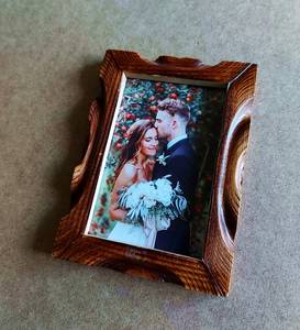 Cadre photo rustique personnalisé en bois écologique fait main avec installation sur table pour salon, chambre et bureau - Product Image 5