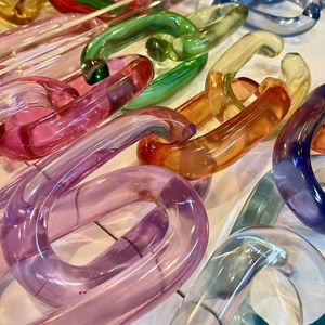 Chaîne à maillons en résine écologique de haute qualité, grands maillons, multicolores, tailles personnalisables, faite à la main, décoration d'intérieur - Product Image 1