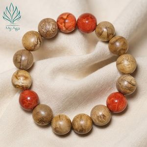 Bracelet en bois d'agar vietnamien de premier choix pour usage quotidien AL-SD-0048-12 avec 4 perles de corail rouge et 13 perles de bois d'agar naturel de 12 mm - Product Image 2