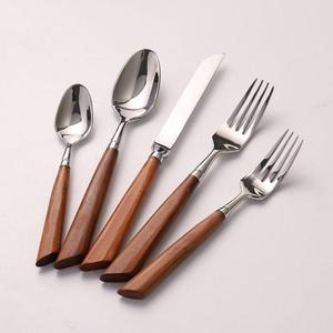 Ensemble de couverts en acier inoxydable doré avec manche en bois, finition miroir, résistant à la rouille, couverts de luxe modernes pour mariage et fêtes - Product Image 2