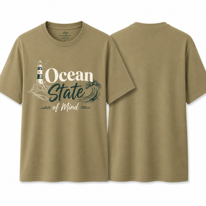เสื้อยืดแขนสั้นผู้ชาย OCEANWEAR สีกากี คอกลม ทรงปกติ พิมพ์ลายด้านหน้า สไตล์ลำลอง ผ้าฝ้าย 100% ลายประภาคาร เป็นมิตรกับสิ่งแวดล้อม - Product Image 1