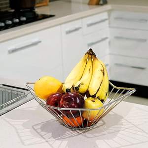 Panier de rangement contemporain en métal maillé, organisateur de placard durable pour la maison - Product Image 5