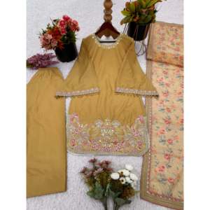 Ensemble de costume de soirée élégant pour femmes avec broderie et travail de séquence - Product Image 3