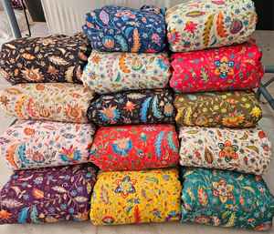 Tela Crepé Natural de Poliéster/Nylon/Metalizado de Peso Medio, Tejido de Punto por Urdimbre No Tejido de Alta Calidad HONEY LACE, con Diseño Floral/Adornos de Cuentas para Bodas - Product Image 1