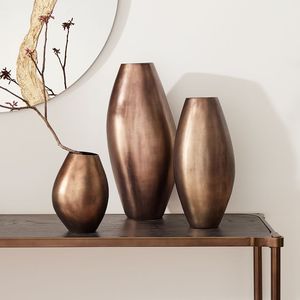 Contemporary Aluminum Floral Ornament Vase Handmade Elegant Decorative Home Styling Premium Bouquet Display Interior - Product Image 4