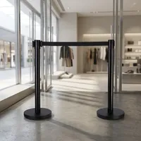 Barrière de gestion de file d'attente noire avec ceinture rétractable pour le contrôle des foules dans les hôtels, aéroports, banques, centres commerciaux et espaces commerciaux