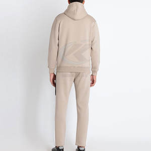 Chándal Deportivo de Invierno para Hombre, con Capucha, Color Sólido, de Alta Calidad y Bajo MOQ, Diseño de Logotipo Personalizado, Transpirable y Ecológico - Product Image 3