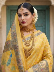 Sari de mariage traditionnel en soie Dola pour femme avec motif jacquard royal, impression numérique et éléments héritages - Product Image 2