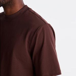 Nouveauté : T-shirt durable 100% coton biologique peigné et filé à anneaux, haute qualité, pour la vente en gros et l'impression de logo personnalisé. - Product Image 3