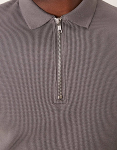 Camisa de Hombre Personalizada de Algodón Piqué Azul con Cuello Camisero, Manga Corta, Logotipo Frontal, Corte Regular Informal, Transpirable y de Secado Rápido - Product Image 6