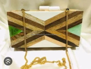 Pochette de soirée de luxe artisanale en résine et bois incrusté, légère, pour la Saint-Valentin, artisanat en bois - Product Image 5