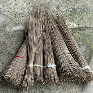 ไม้กวาดทำจากแกนมะพร้าวธรรมชาติ 100% คุณภาพพรีเมียมสำหรับตลาดโลก - Product Image 1