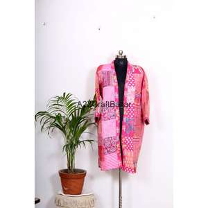 Chaqueta Kimono Corta Hecha a Mano con Tela Kantha 100% Algodón Puro, Transpirable y Suave para Mujer, Ideal como Bata para el Invierno - Product Image 1