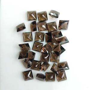 ควอตซ์สีน้ำตาลธรรมชาติ 10 มม. ทรงสี่เหลี่ยมเจ้าหญิงคัท คุณภาพดีที่สุด พลอยหลวมสำหรับทำเครื่องประดับและสร้อยคอ - Product Image 1