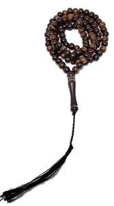 Tasbih en corne naturelle conçu pour la prière islamique quotidienne et le zikr, fait main, pour une utilisation fluide et confortable. - Product Image 3