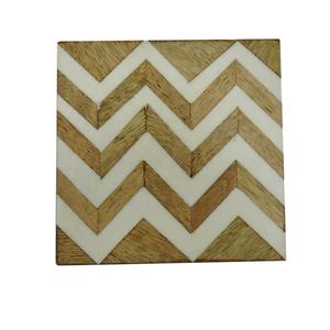 Ensemble de quatre sous-verres en résine faits à la main, tapis de thé carrés de style classique en vert et orange pour la cuisine - Product Image 2