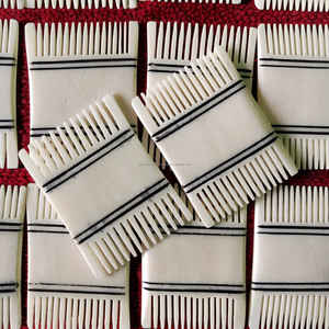 Peine para Barba Vikingo Hecho a Mano de la Mejor Calidad, Pequeño, Natural, para el Cuidado de la Barba, a Precio Económico - Product Image 3