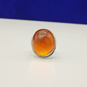 Bague de promesse classique unisexe en argent sterling 925 avec pierre précieuse en ambre baltique de coupe ovale élégante et sertissage clos, bijoux en argent - Product Image 2