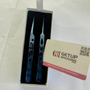Pince à cils GETUP BROSONS IMPEX, manche plaqué plasma bleu, acier inoxydable, précision durable, pointe droite en fibre lisse, 10 mm - Product Image 1