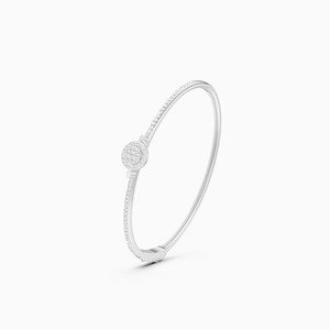 Elegante Brazalete de Diamantes con Solitario Central de 0.57 Ct, Diamante Cultivado en Laboratorio |   En oro amarillo, blanco y rosa de 9 quilates - Product Image 2