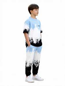 Conjunto Deportivo Hip Hop para Niños, Camiseta de Manga Corta con Cuello Redondo y Pantalones Jogger, Estampado Sublimado Degradado, Atuendo de Verano - Product Image 2