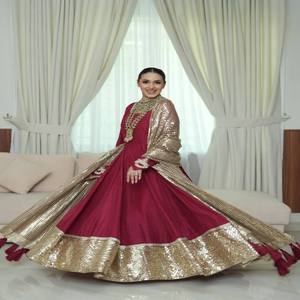 Vestido de Fiesta Anarkali para Mujer VASTRA COTTAGE, Diseño de Georgette Bordado con Dupatta de Tela Suave - Product Image 2