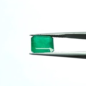 มรกตสีเขียวทรงแปดเหลี่ยม 4.75 กะรัต จากแซมเบีย พลอยหลวม ETiS-310 - Product Image 3