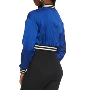 Chaqueta Varsity Corta para Mujer, Manga Larga, Parche Bordado Personalizado, Chaqueta de Béisbol, Proveedor de Chaquetas Varsity al por Mayor - Product Image 2