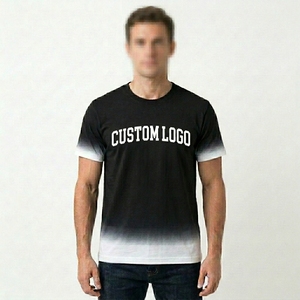T-shirt personnalisé de qualité supérieure avec logo, effet dégradé et teinture par immersion - Product Image 3