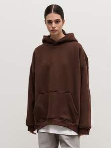 Sudaderas con capucha extragrandes personalizadas para mujer con bajo corto y hombros caídos, con borde sin rematar - Product Image 6