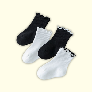 Chaussettes bébé en coton doux pour usage quotidien avec bordure à volants, respirantes pour tout-petits, fabriquées au Vietnam (ODM), tricotées en usine, personnalisables en gros - Product Image 1