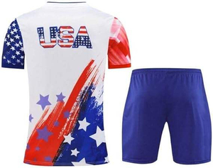 Conjunto de Camiseta y Pantalones Cortos Personalizados del Equipo de EE. UU., Uniforme de Fútbol con Cuello en V, Bandera de EE. UU., Nombre, Número y Logotipo, 100% Poliéster Transpirable, Corte Regular, Secado Rápido - Product Image 3