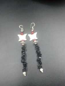 Amaira Jewels Butterfly Drop <b>Earrings</b> Gold Plated <b>Red</b> Beads Black Chips Freshwater Pearl Minimalist Women's - Product Image 5