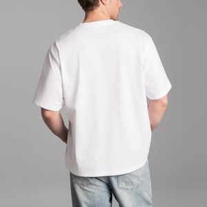 เสื้อยืดคอกลมทรงพอดีตัว ไซส์ใหญ่พิเศษสำหรับผู้ชาย ผ้าฝ้าย 100% ถักทอเป็นมิตรต่อสิ่งแวดล้อม น้ำหนัก 220 กรัม สีพื้น แบบเรียบง่าย สไตล์สตรีทแวร์ รุ่นใหม่ล่าสุด - Product Image 2