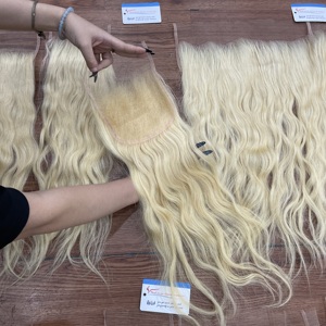 ผมต่อเวียดนามแท้สี 613 แบบลูกไม้ปิดหน้าผาก 5x5 HD Lace Closure สีบลอนด์ธรรมชาติแบบลอน - Product Image 3