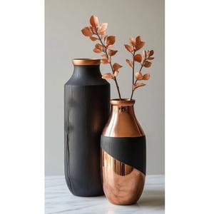 Jarrón de flores y florero de diseño dorado, ideal para decoración del hogar, personalizado, hecho a mano, la mejor decoración de interiores y diseño artesanal. - Product Image 1