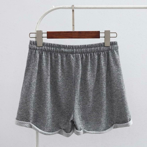 Shorts décontractés gris unis pour femmes, en coton respirant, coupe droite, taille mi-haute avec cordon élastique, effet vieilli - Product Image 2