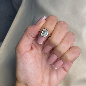 Bague de fiançailles et de mariage en or jaune 14 carats avec diamant de laboratoire taille émeraude 3 carats, cadeau de fête, bijoux - Product Image 1