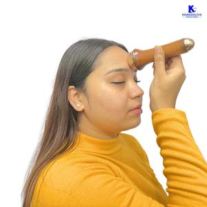 Bâton de massage ayurvédique Kansa K-Star KFHM1 pour le visage et la tête, outil de thérapie métallique Kansa pour la relaxation, l'éclat et le soulagement du stress - Product Image 4