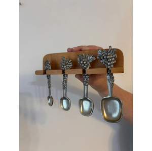 Silver Finished <b>Measuring</b> <b>Cups</b> And Spoon <b>Set</b> For Hotel Wedding And Party Food Preparation Wholesale Supply <b>Measuring</b> Tools - Product Image 3
