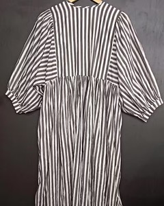 Robe rayée en coton pour femme avec col profond et fermeture à cordon – Coupe décontractée, robe longue maxi douce et respirante - Product Image 4