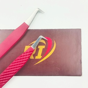 Pinzas Profesionales de Acero Inoxidable Color Rojo para Pestañas de Mega Volumen, Pinzas de Precisión con Ángulo de 90 Grados - Product Image 6