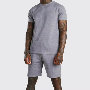 Ensemble de vêtements d'été pour homme, respirant, en microfibre, t-shirt et short pour homme, manches courtes, hauts et pantalons - Product Image 1