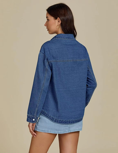 Veste en jean noire élégante pour femme MKB Enterprises, motif 3D, extérieur ciré, poches en jean, fermeture à boutons, style décontracté vintage, 360g - Product Image 2