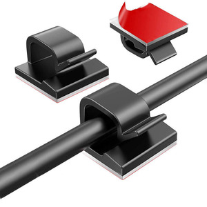 Clip Autoadhesivo para Cable Solar, de Nailon Negro, para Organización de Cables, Venta al Por Mayor - Product Image 1