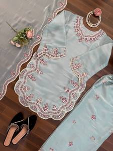Ensemble de costume palazzo élégant pour femmes avec dupatta, tissu doux et confortable, tenue traditionnelle élégante pour les fêtes et les occasions festives - Product Image 5